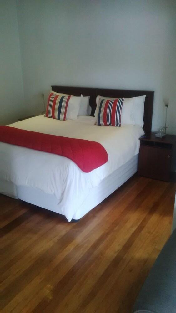 פורט אליזבת' Ahoy Boutique Guest House מראה חיצוני תמונה