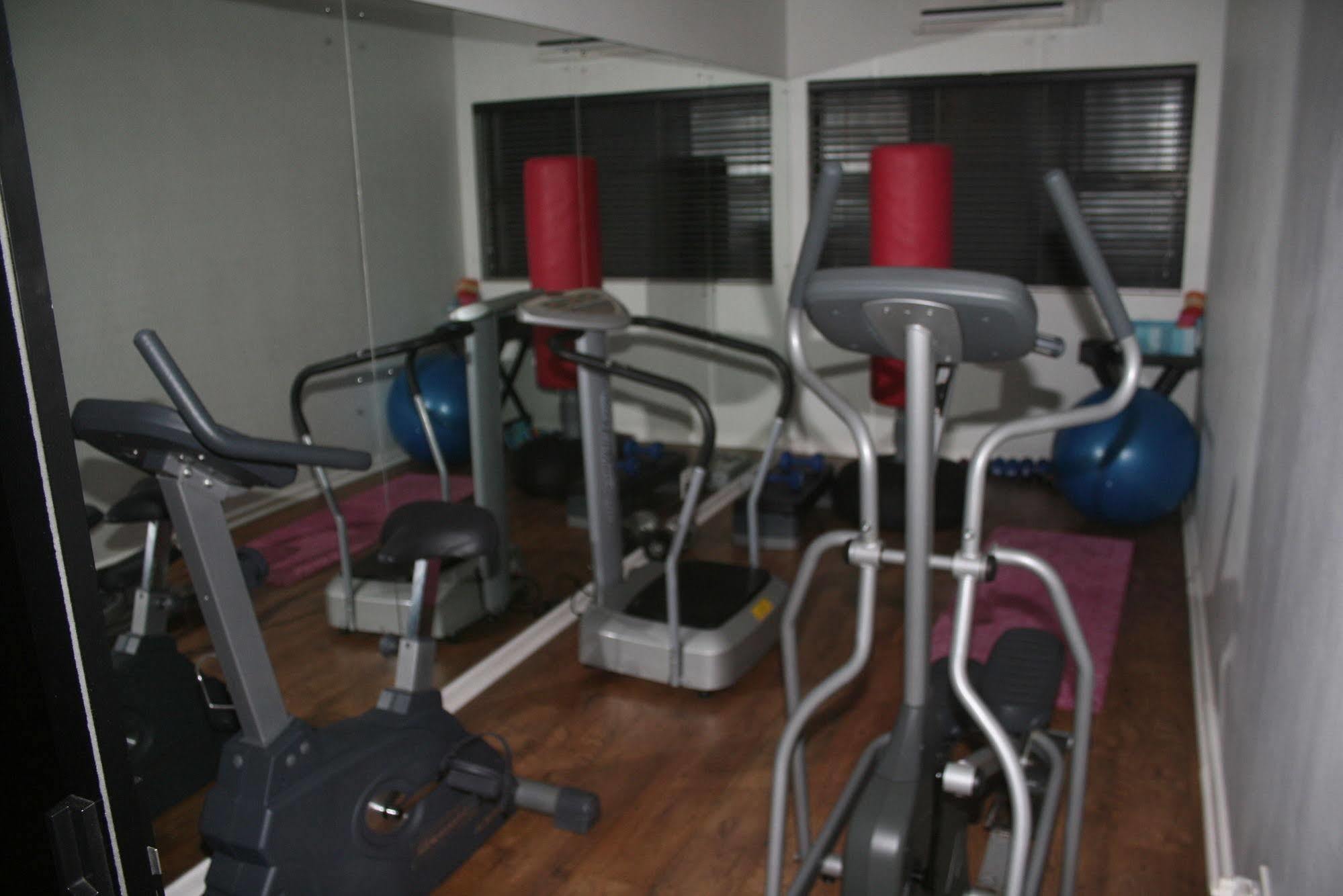 פורט אליזבת' Ahoy Boutique Guest House מראה חיצוני תמונה